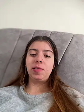 Snapshot of Cloew_Marz chatting on February 13, 2026, 5:31 pm Cloew Marz online show from February 13, 2026, 5:31 pm