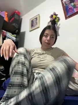 Snapshot of Cloew_Marz chatting on February 17, 2026, 10:49 pm Cloew Marz online show from February 17, 2026, 10:49 pm