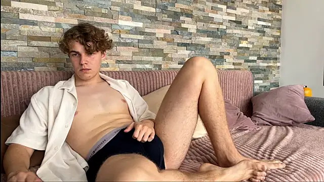 dymonted online show from October 10, 2025, 9:52 am