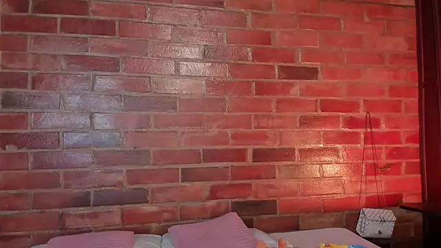 crystalvazquez online show from March 15, 2025, 10:46 am