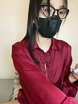 Lilisa miu online show from February 12, 2025, 4:33 pm