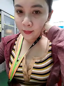 Benlla2802 online show from December 16, 2024, 3:43 pm