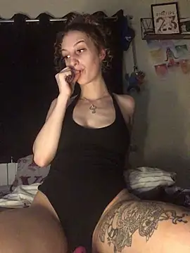 Snapshot of indie-rayne chatting on December 12, 2024, 5:37 pm indie-rayne online show from December 12, 2024, 5:37 pm