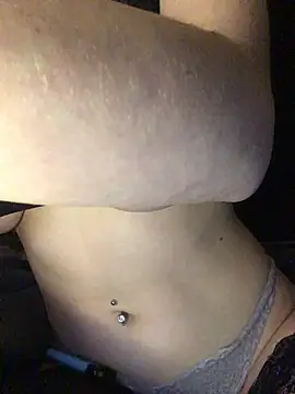 Snapshot of indie-rayne chatting on January 5, 2025, 2:41 pm indie-rayne online show from January 5, 2025, 2:41 pm