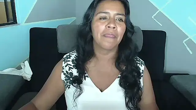 saggil23 online show from September 29, 2025, 10:14 pm