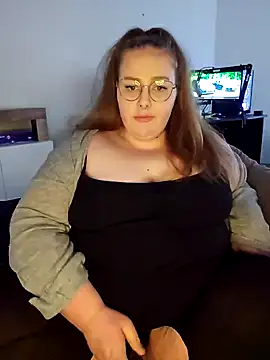Snapshot of _Julie_x chatting on December 14, 2024, 1:59 pm Julie x online show from December 14, 2024, 1:59 pm