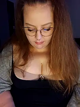 Snapshot of _Julie_x chatting on December 20, 2024, 4:20 am Julie x online show from December 20, 2024, 4:20 am