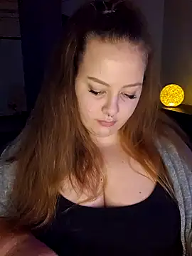 Snapshot of _Julie_x chatting on January 5, 2025, 4:36 am Julie x online show from January 5, 2025, 4:36 am
