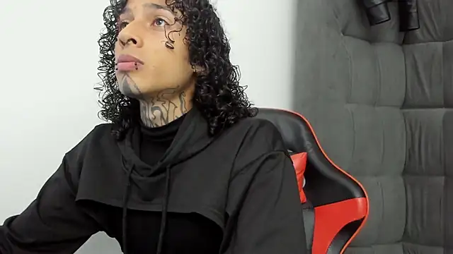 TommyGun 22 online show from February 10, 2026, 12:48 am