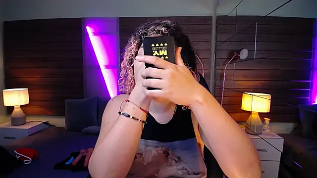 Kateryn  online show from January 28, 2025, 4:19 pm