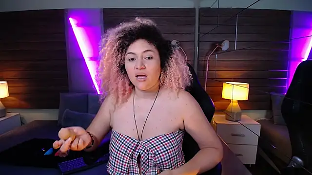 Kateryn  online show from January 31, 2025, 6:57 pm