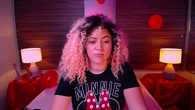 Kateryn  online show from February 19, 2025, 7:48 pm