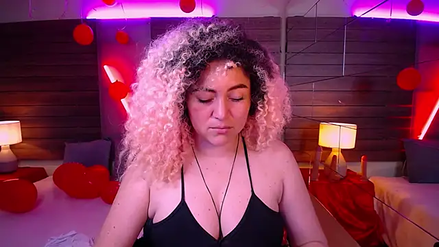 Kateryn  online show from February 20, 2025, 4:14 pm