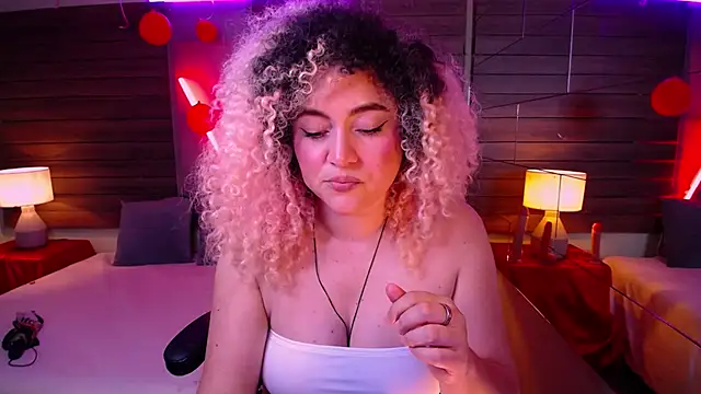 Kateryn  online show from February 20, 2025, 10:26 pm