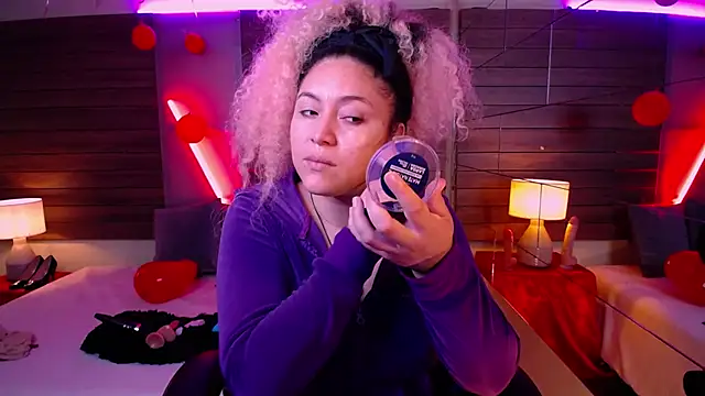 Kateryn  online show from February 25, 2025, 12:55 pm