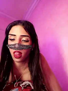 ---sophia--- online show from January 7, 2026, 12:18 pm