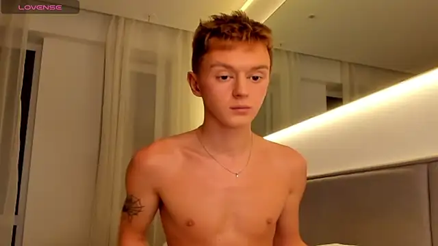 agelandreww online show from December 26, 2024, 3:20 pm