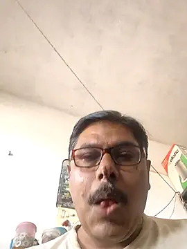 Srmotrs online show from October 23, 2025, 6:56 am