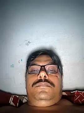 Srmotrs online show from October 26, 2025, 6:36 pm