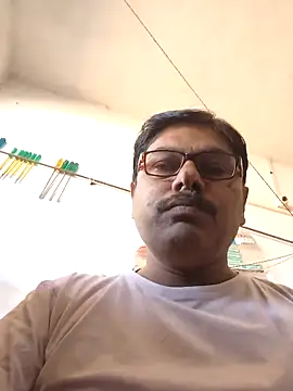 Srmotrs online show from February 8, 2026, 6:39 am