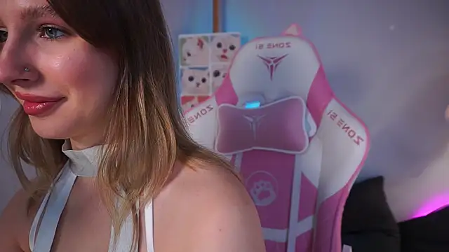 AnnLevine online show from November 14, 2025, 2:16 pm