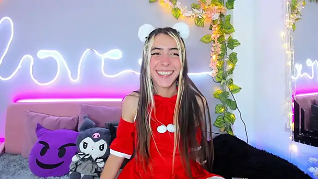 Snapshot of YouliteSllut2 chatting on December 24, 2024, 2:10 am YouliteSllut2 online show from December 24, 2024, 2:10 am