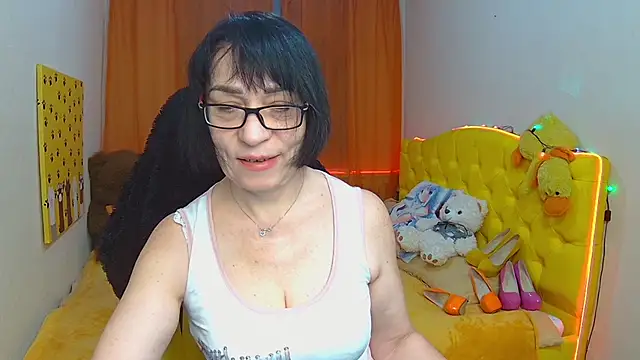 SandraHormas online show from February 18, 2025, 7:54 am