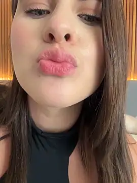 EmiilyAdams  online show from March 17, 2025, 8:30 pm