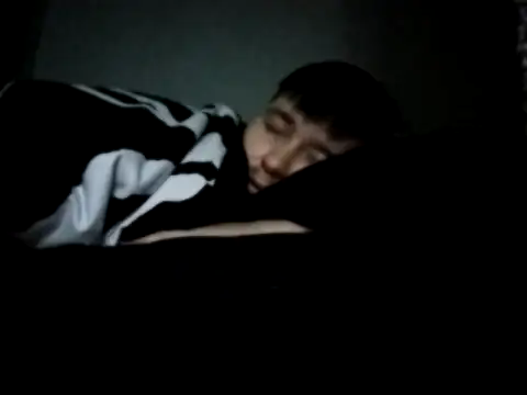 bisexualboy05 online show from September 22, 2025, 10:34 pm