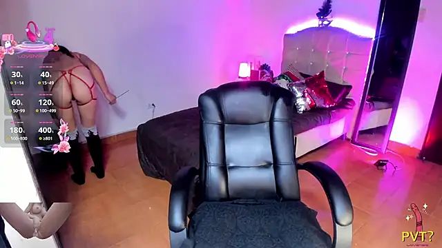 Snapshot of vampirellaa_crazy_ chatting on December 3, 2025, 4:53 am vampirellaa crazy online show from December 3, 2025, 4:53 am