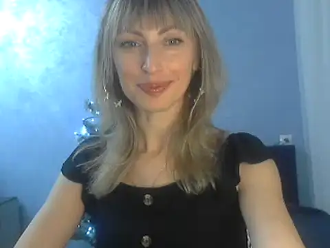 EffectMaya online show from December 19, 2024, 6:45 pm