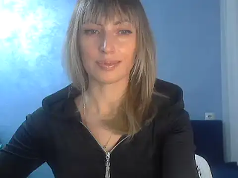 EffectMaya online show from February 5, 2025, 4:58 pm