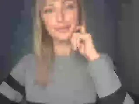 EffectMaya online show from November 4, 2025, 5:01 pm