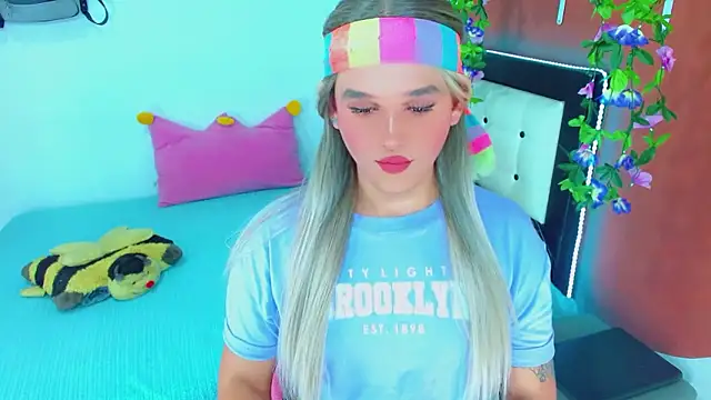 Snapshot of TaylorMon chatting on January 8, 2026, 12:46 am TaylorMon online show from January 8, 2026, 12:46 am