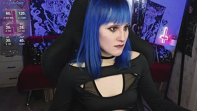 little Elika online show from February 5, 2025, 10:33 pm