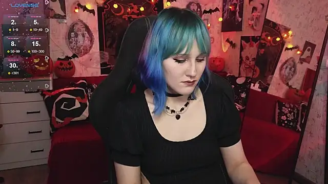 little Elika online show from October 26, 2025, 8:48 pm