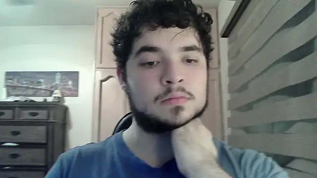 Himbo fox online show from June 15, 2026, 7:43 am