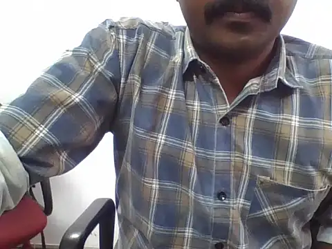 Snapshot of dg1604 chatting on October 28, 2025, 8:40 am dg1604 online show from October 28, 2025, 8:40 am