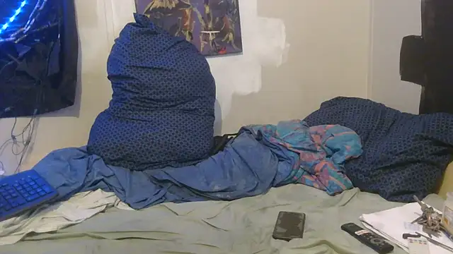 Snapshot of TheOneYouLove69 chatting on November 28, 2025, 8:33 pm TheOneYouLove69 online show from November 28, 2025, 8:33 pm