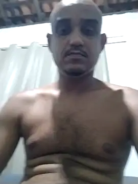 Rcareca online show from June 15, 2026, 3:53 am