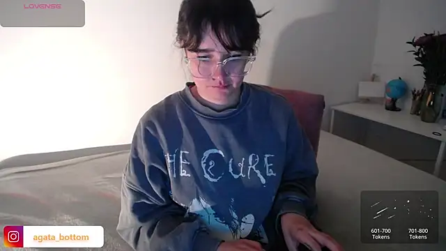 NewAgatha Bolton online show from December 13, 2025, 11:32 pm