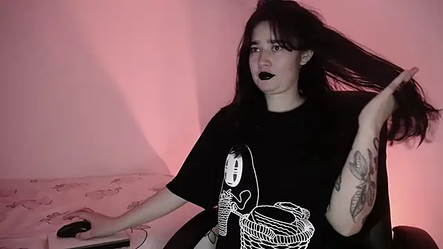 NewAgatha Bolton online show from April 6, 2026, 9:27 pm