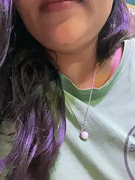 HaaniKaur online show from January 5, 2025, 5:09 pm