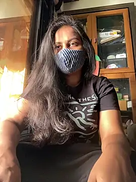 HaaniKaur online show from November 18, 2025, 7:35 am