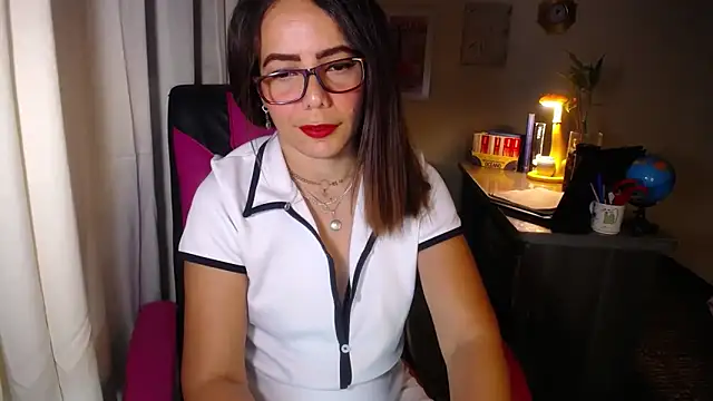 danielle rose 1 online show from March 27, 2026, 5:01 pm