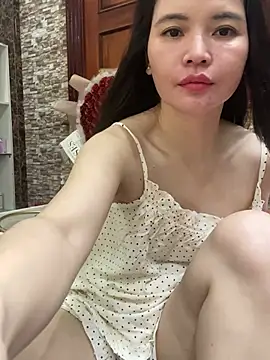 Snapshot of LiLi-Kirix99 chatting on July 18, 2026, 7:01 am LiLi-Kirix99 online show from July 18, 2026, 7:01 am