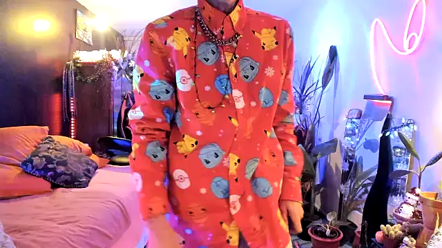 Snapshot of leatherz69 chatting on December 25, 2024, 12:37 am leatherz69 online show from December 25, 2024, 12:37 am