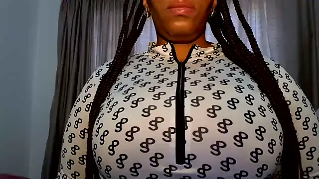 SexyFreaky  online show from February 4, 2026, 9:48 am