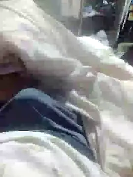 lorraine alves ferreira online show from October 24, 2025, 1:46 am