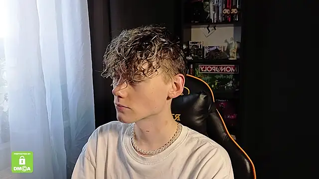 Keytaro online show from December 15, 2025, 11:14 am